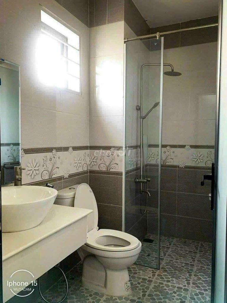 Modern 4-Bedroom Townhouse with Full Amenities