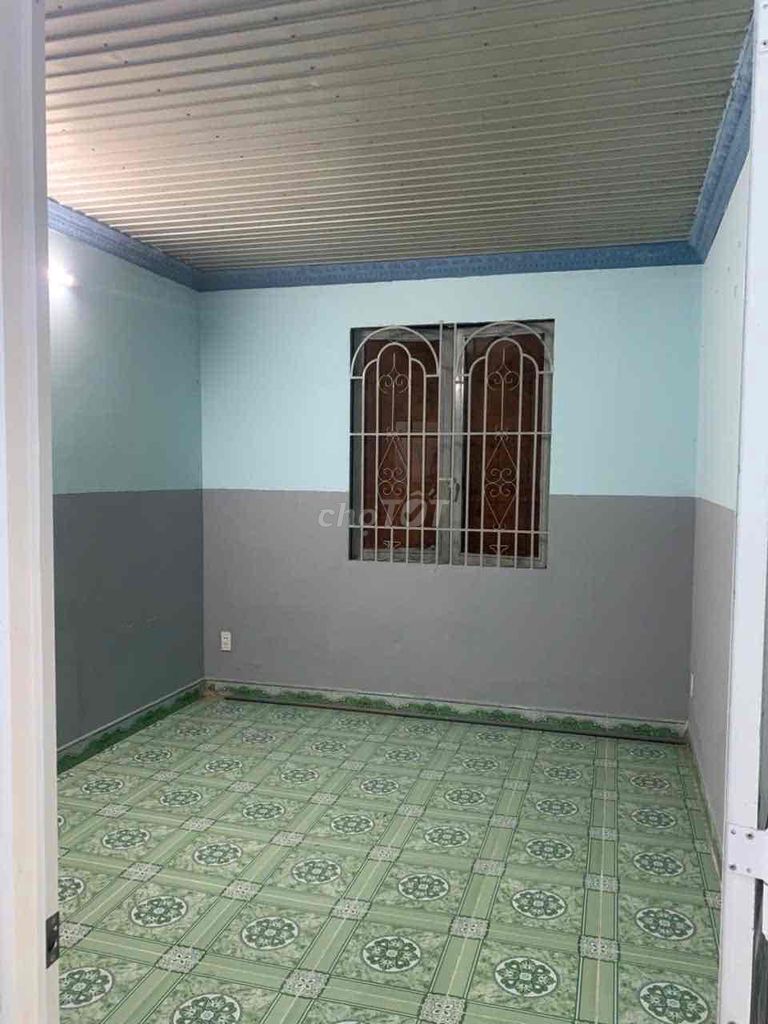 Quiet Family Home Near Long Thạnh Mỹ Market
