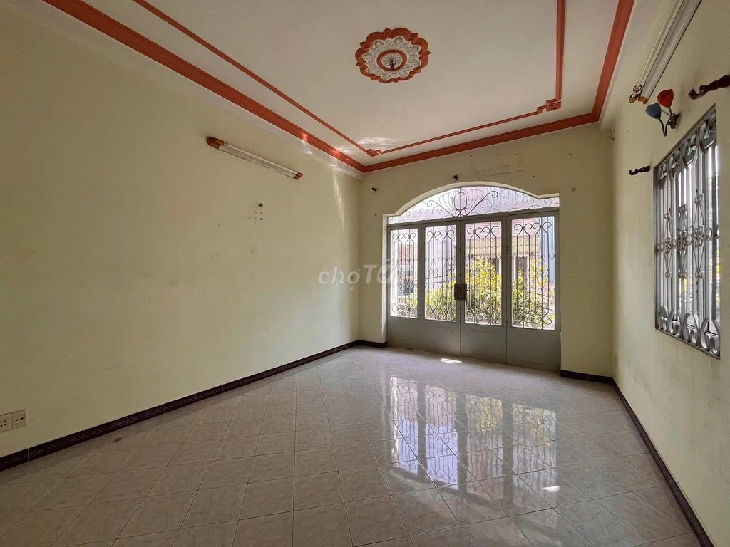 Spacious 3-Bedroom House in Tan Binh