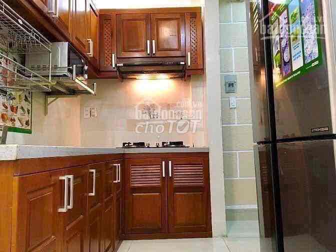 Modern 4BR Townhouse Near Vincom Plaza