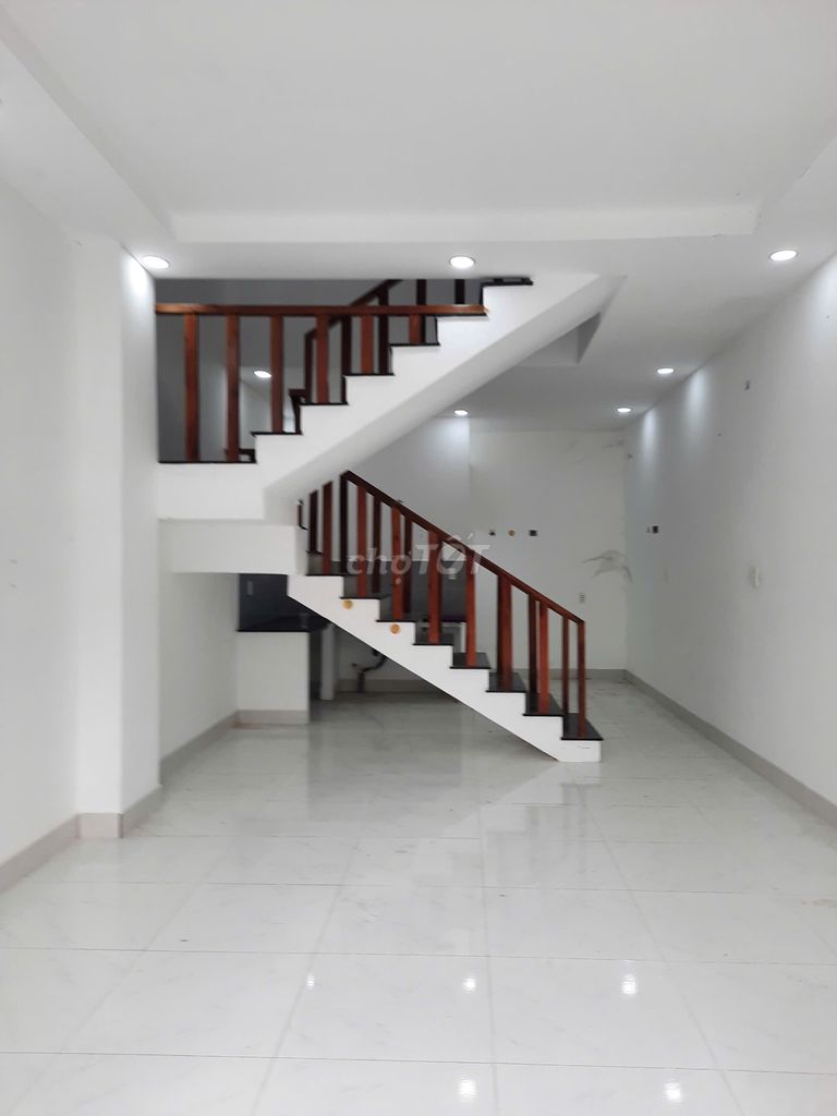 Modern Two-Bedroom House Near VinHomes Grand Park