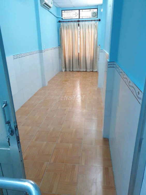 Rental House at Ly Thai To Street, District 10, 1 Bedroom