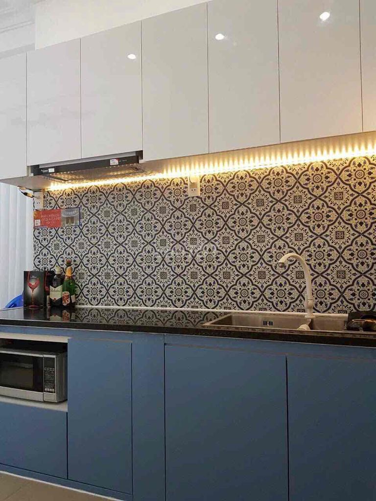 Modern 2-Bedroom House in District 3