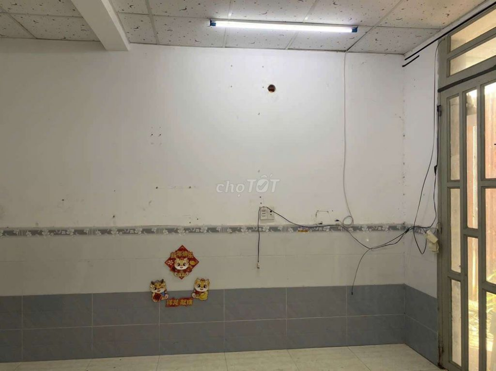 House near Phu Lac Market, Phong Phu Commune, Binh Chanh