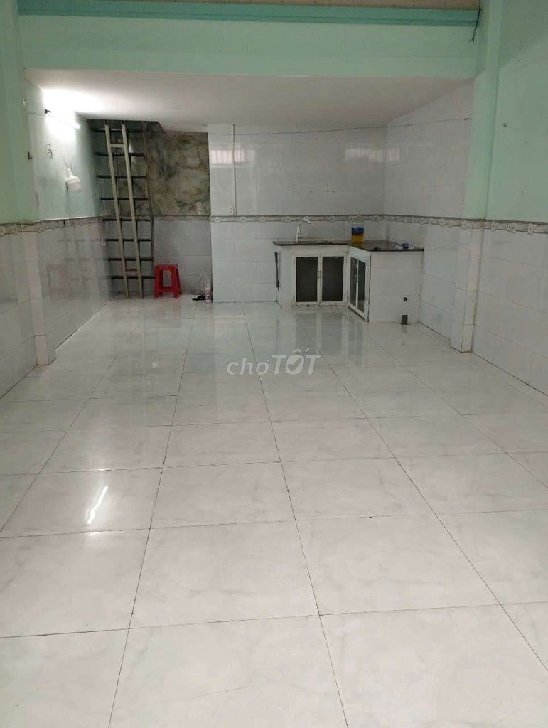 Spacious House with Two Rooms in Quiet Area