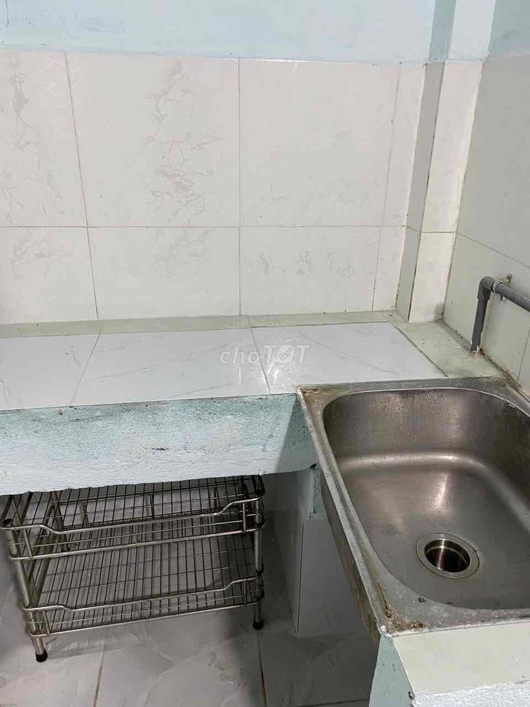 2-Bedroom House Near Schools with Private Access