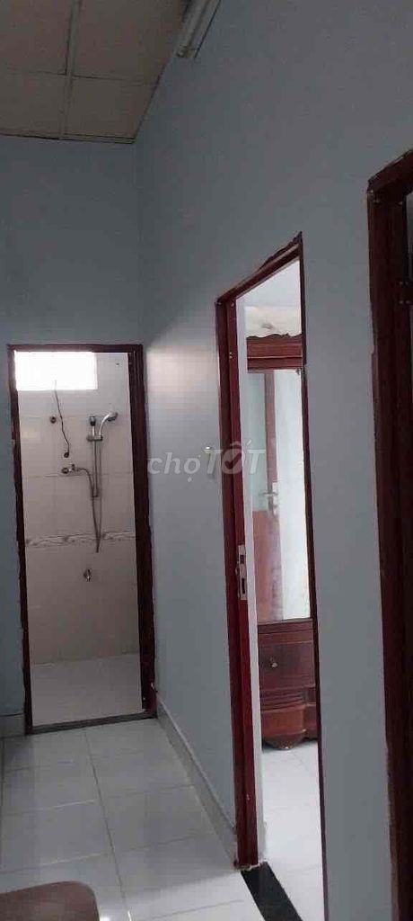 2-Story House Near Market with 3 Bedrooms