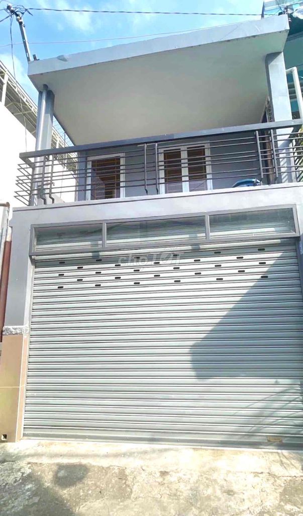 Spacious 4-Bedroom House with Parking in Binh Thanh