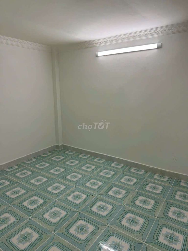 Modern 3-Bedroom House in Tan Thoi Hiep