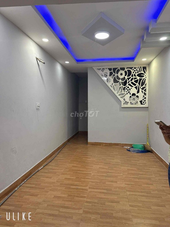 Compact Space for Multiple Uses: Office, Nail Salon, Spa