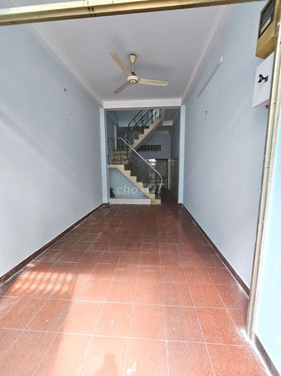 Spacious 3-Story House for Rent in District 1, Near Ben Thanh Market