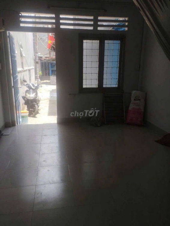 Ground floor + 1st floor house with 1 bedroom near Nơ Trang Long Street