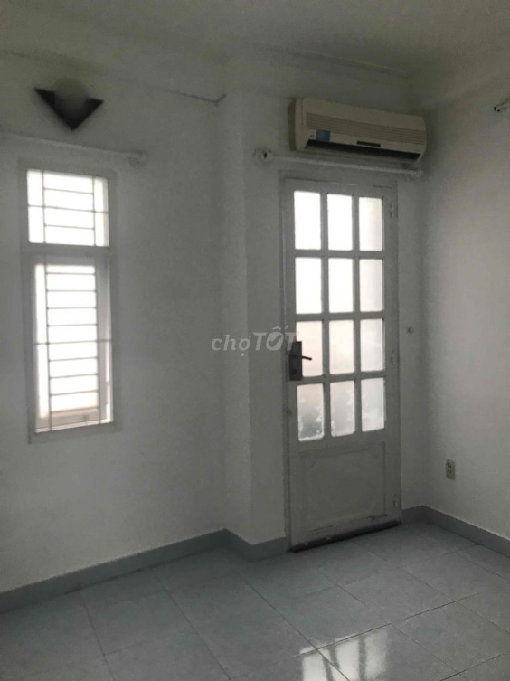 3-Bedroom House in Huỳnh Văn Bánh, Phú Nhuận District
