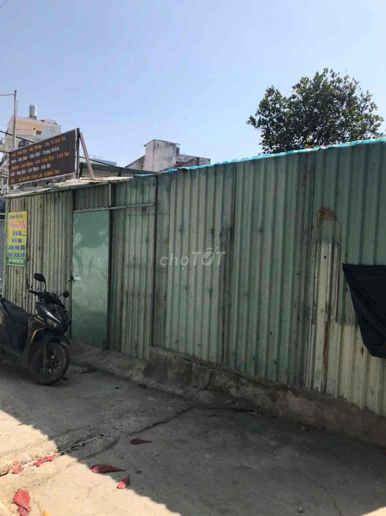 House for Rent with Air Conditioning and Parking