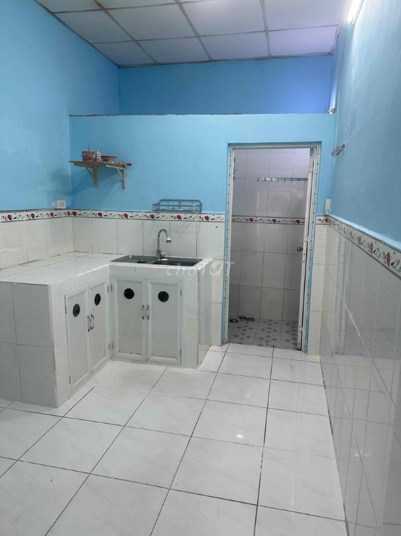 Small 25m² House Near Health Center, Secure Location