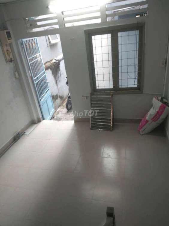 Ground floor + 1st floor house with 1 bedroom near Nơ Trang Long Street