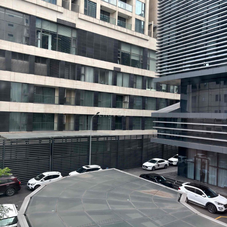 6-Story Building with 5 Private Rooms near Van Cao, Ba Dinh, Hanoi