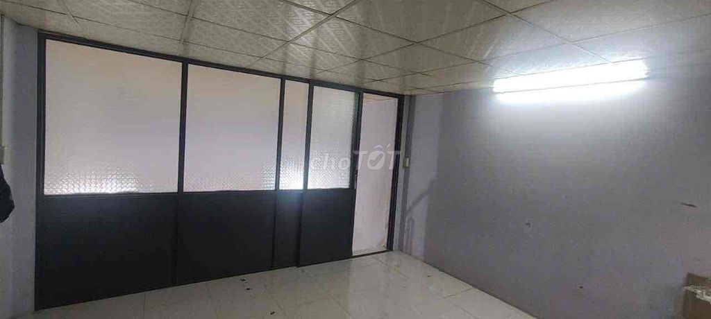Compact 2-Bedroom House with Double Water Sources