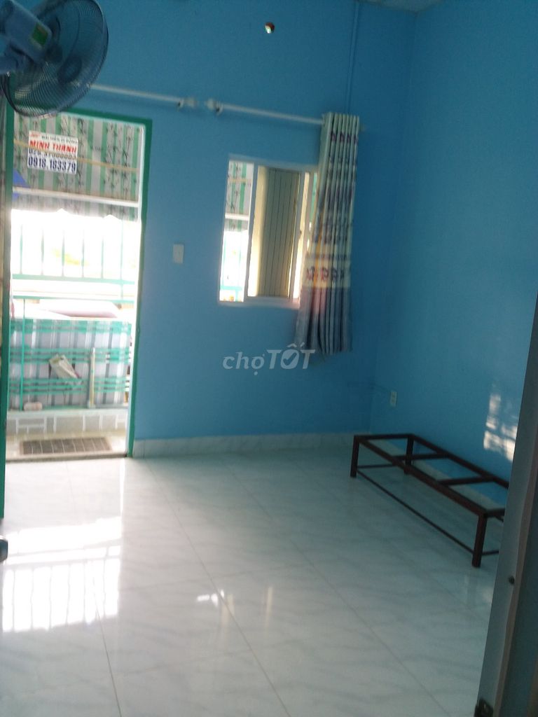 Modern 2-Bedroom House Near Marketing University