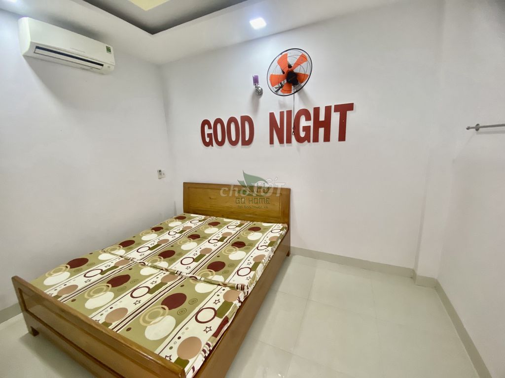 4-Floor Townhouse with Full Furniture in Ha Quang