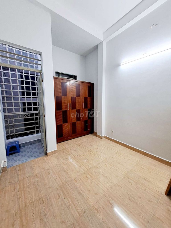 Fully Renovated Townhouse in Nha Be - 3x9m, 3 Floors, 4 Bedrooms