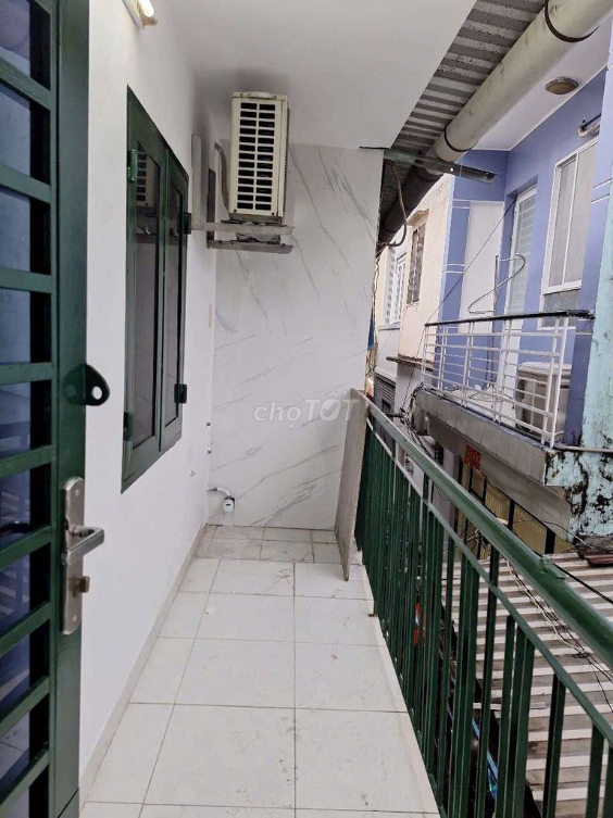 Rental House on Tran Hung Dao Street, P. NCT, Q1