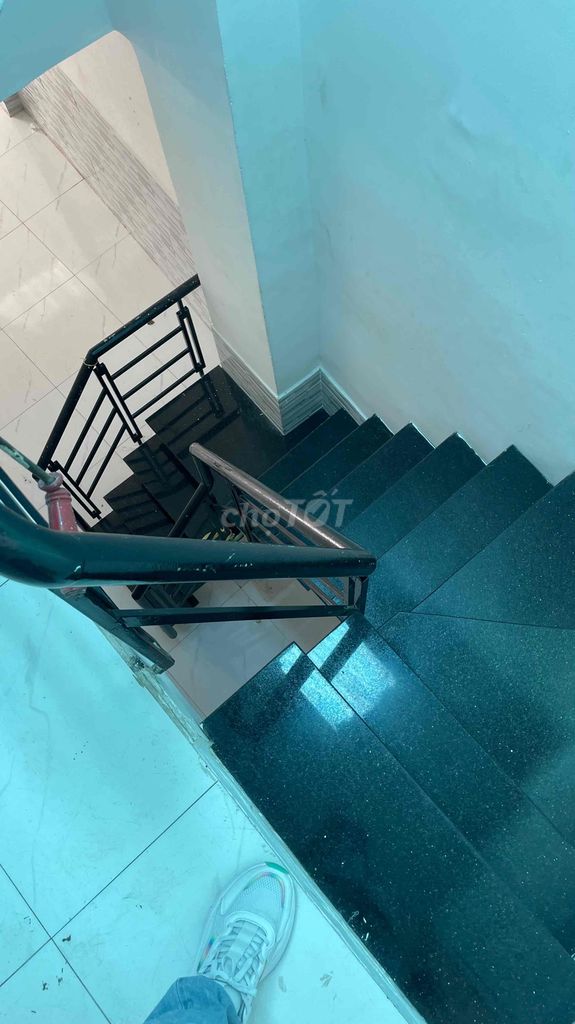 New 2-Bedroom Townhouse Near Schools and Markets