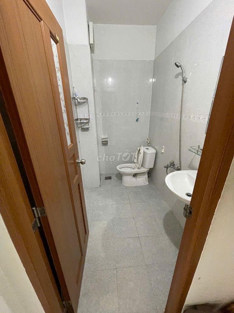 4-bedroom house for rent in Tăng Nhơn Phú B