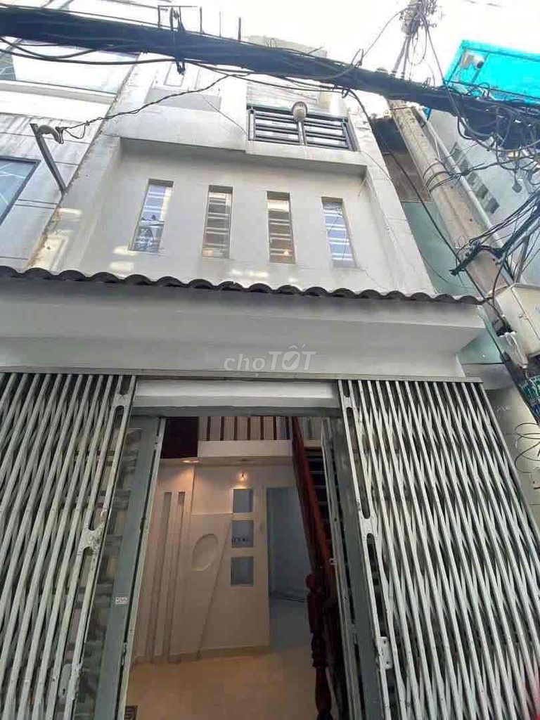 Small Two-Level House with 2BR in Phu Nhuan