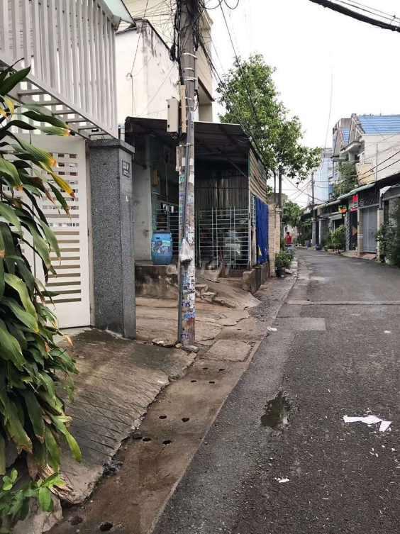 Spacious House for Rent in Linh Xuan, Thu Duc - Near Amenities