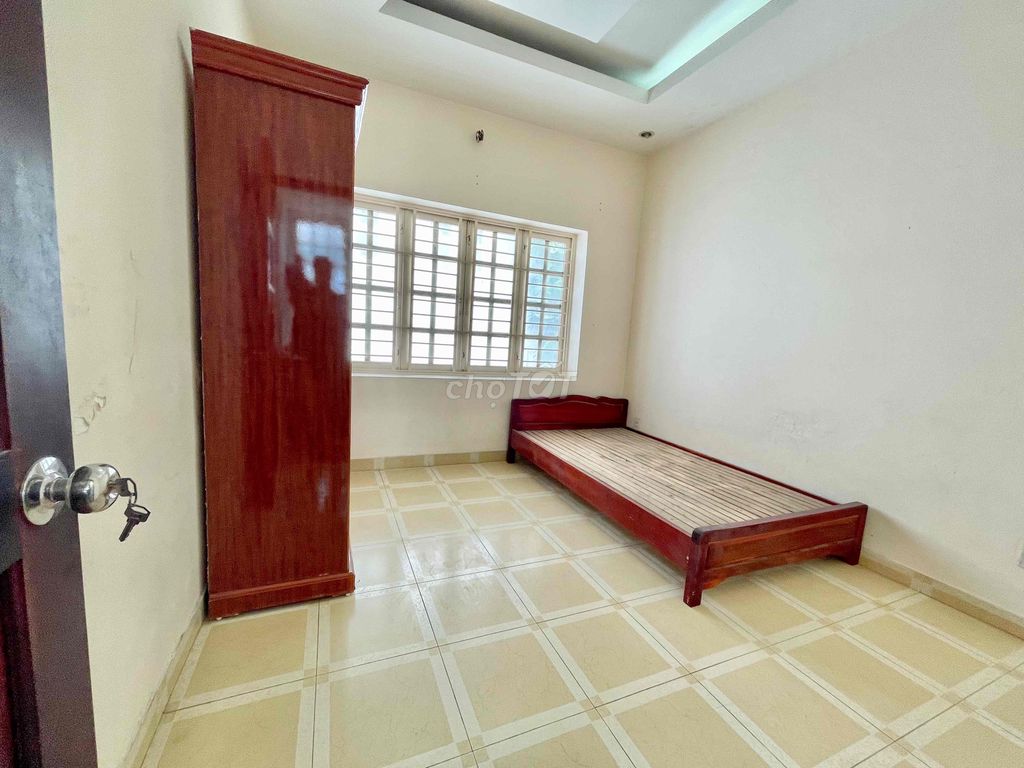 Modern 5-Bedroom Townhouse Near Pham Hung