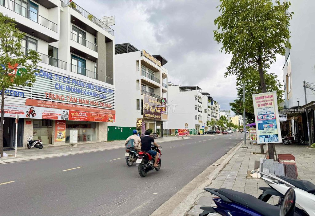 Нерухомість на Front Street у Thich Quang Duc для оренди під бізнес