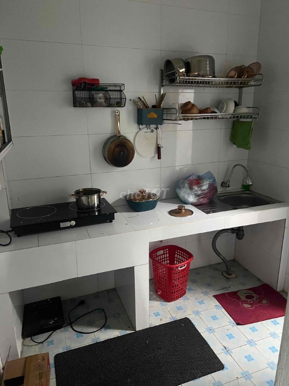 Spacious 1-bedroom house with loft and parking