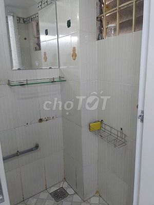 1-story 2-level house, 97m2, 3 bedrooms, good location in District 4, Ho Chi Minh City