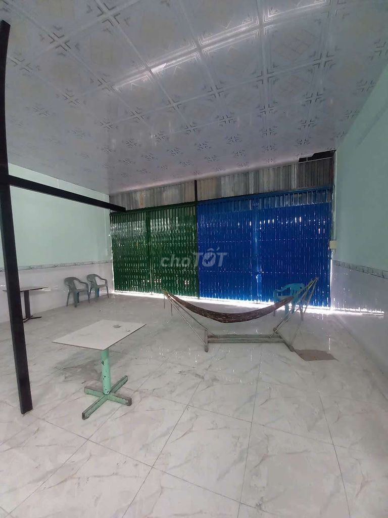 Spacious Ground Floor House with Two Bathrooms