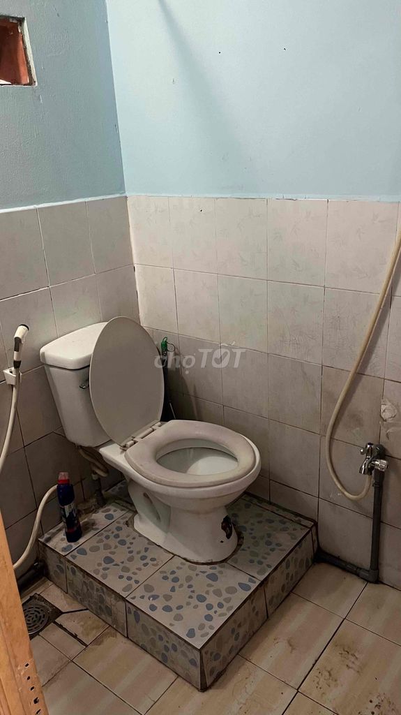 Compact 30m² House with Loft Near Le Van Viet
