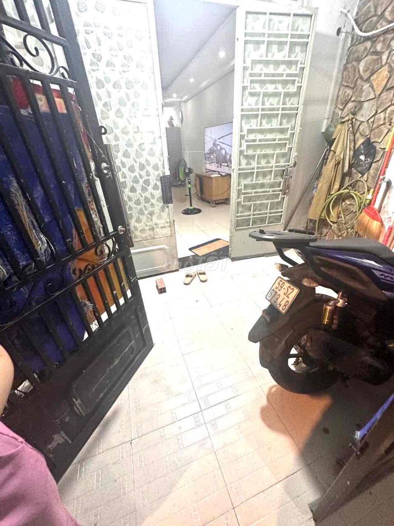 2-Bedroom House with Motorcycle Parking in Binh Thanh