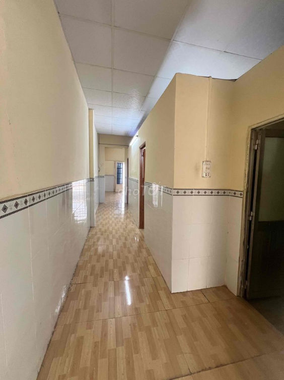 Spacious 2-Bedroom House for Rent near Dao Tong Nguyen