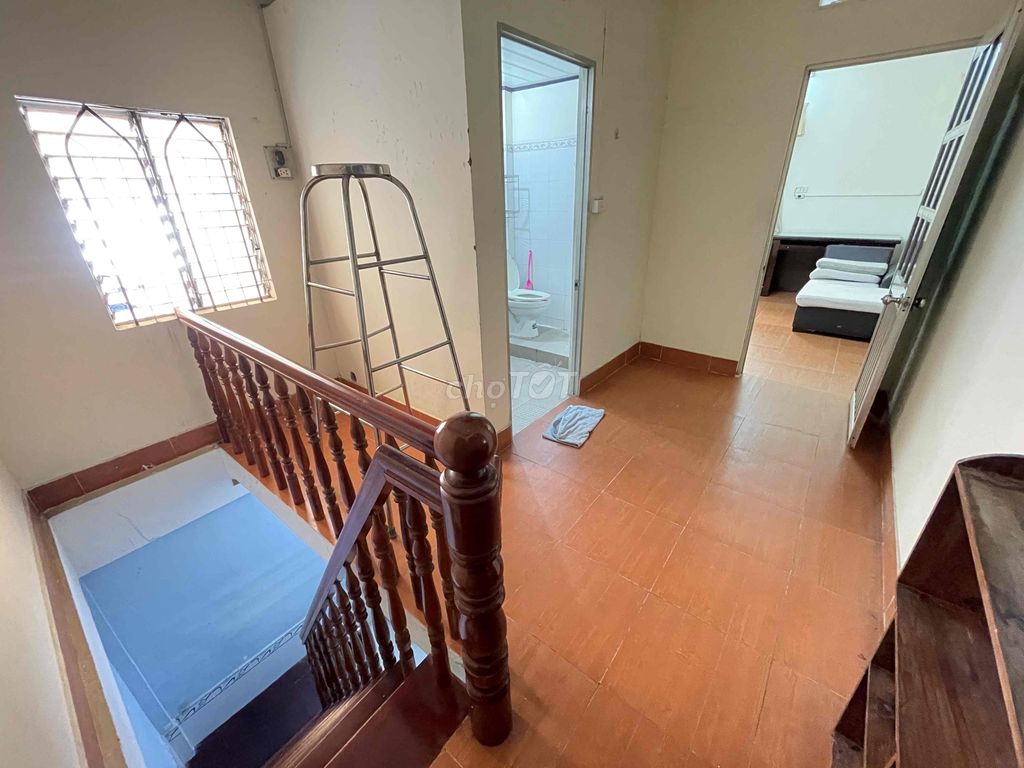 One-Bedroom House in Police Housing Complex Q2