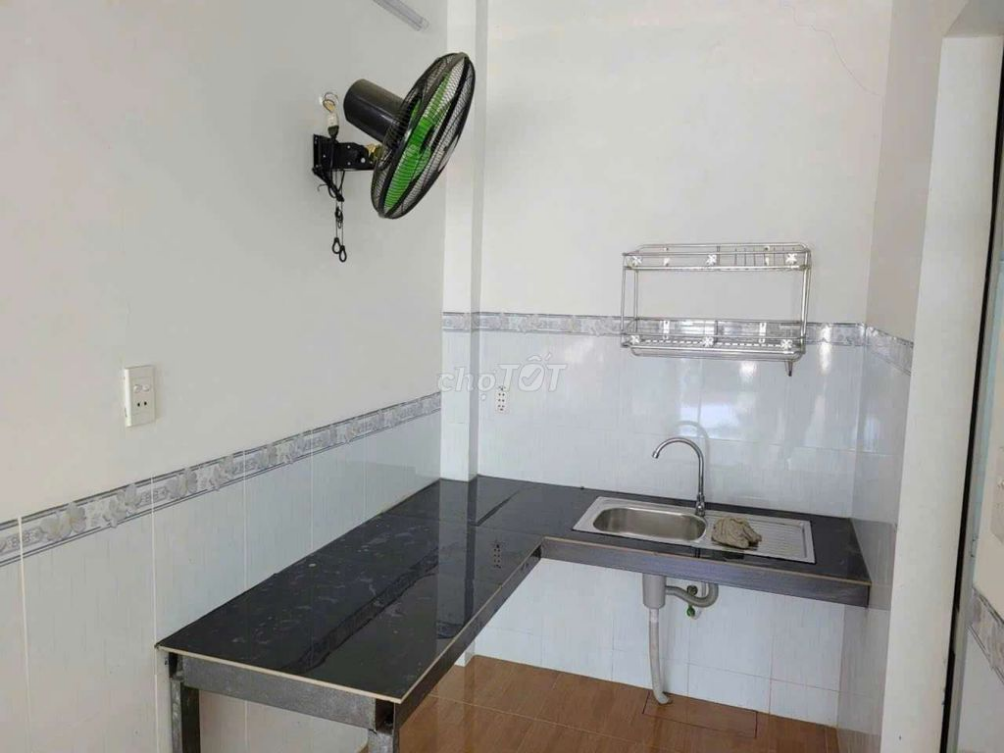 Thạnh Lộc үйі, 2-көпір және Nga Tu Ga станциясының жанында