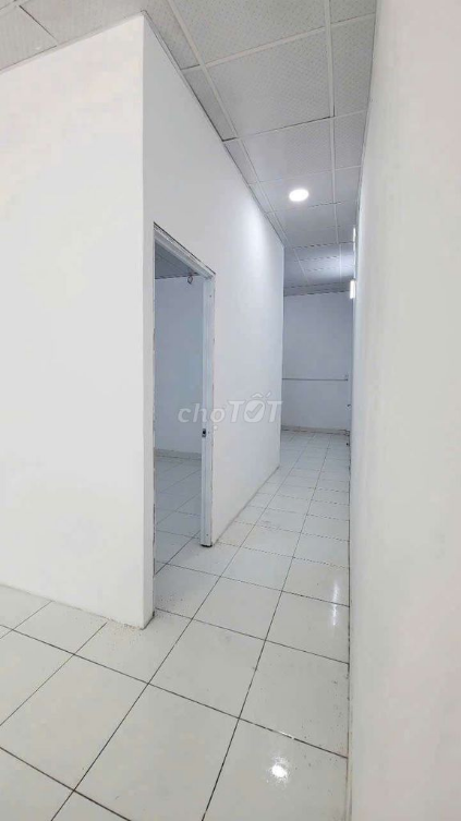 Spacious 1-Bedroom House in Quiet Neighborhood