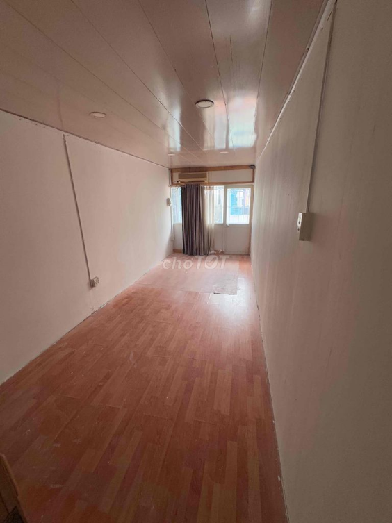 Two-bedroom house near Hang Xanh intersection, Bach Dang street