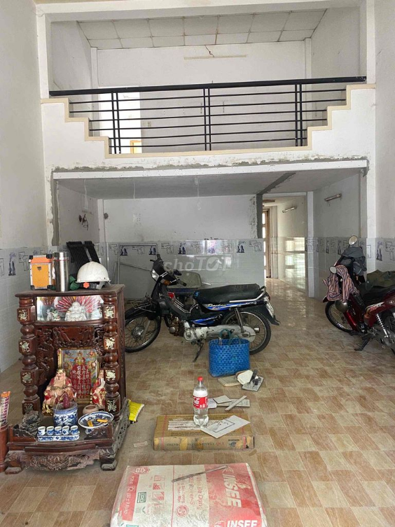 Spacious Mezzanine Townhouse in Hiep Thanh Q12 - Ideal for Business