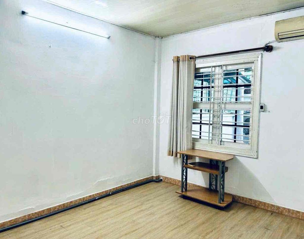 Spacious House Near Thu Duc Intersection