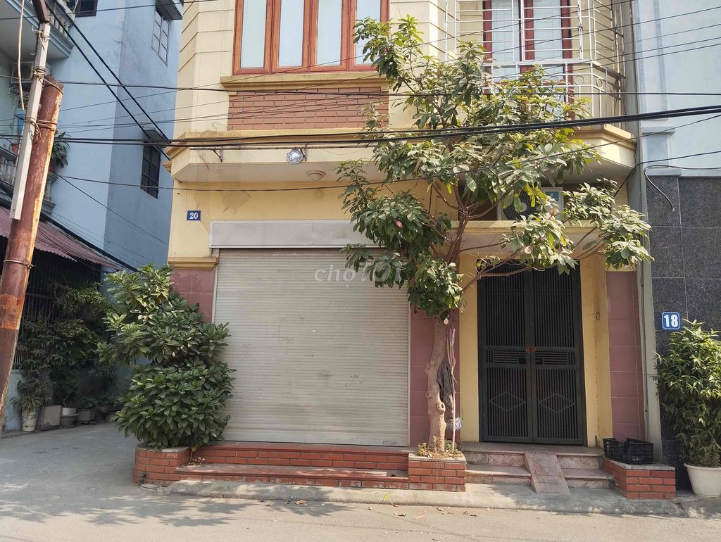 4-Bedroom House with Dual Access, 54sqm