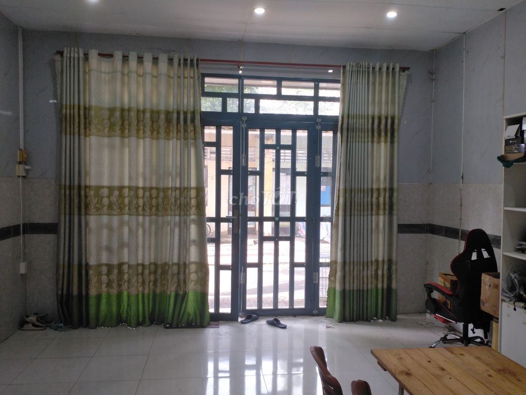 75m² House Near Hospital with Basic Furnishings