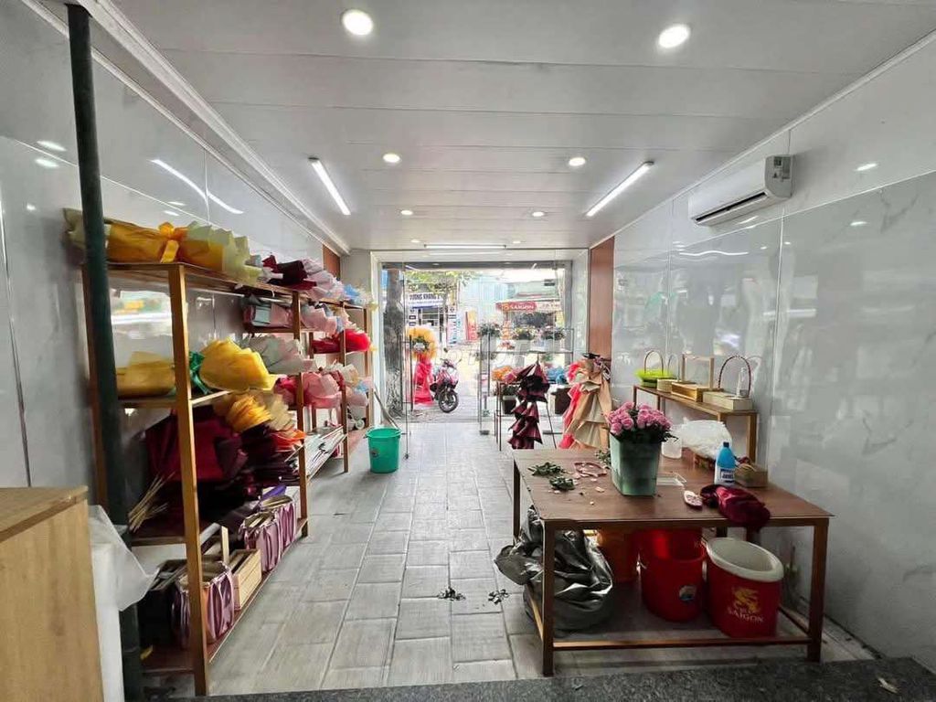 95m² Commercial Space on Ly Thuong Kiet Street