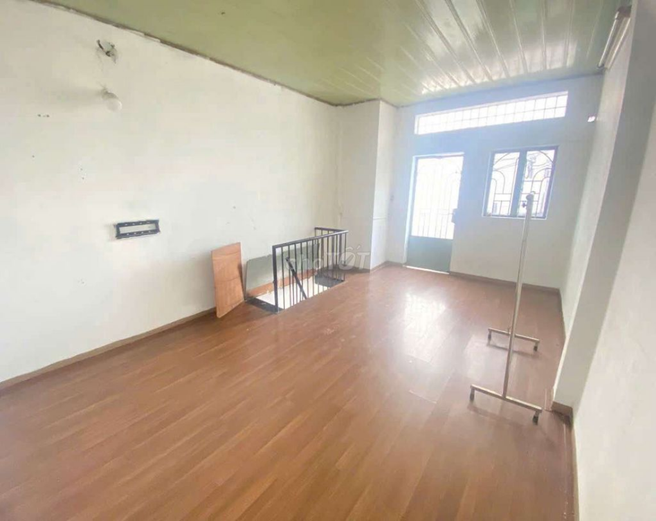 Spacious 2-level house near key locations in Ho Chi Minh City