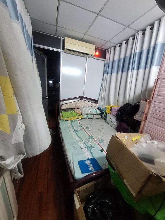 4-Story House near Ba Hien Intersection, Suitable for Living and Office