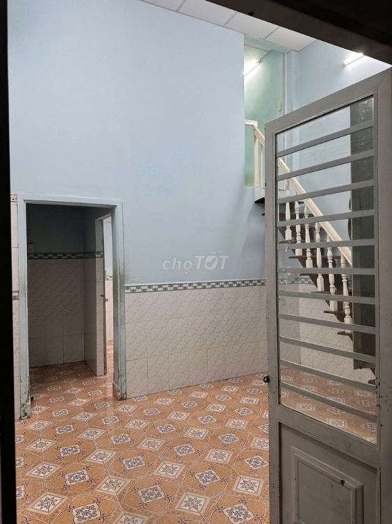 Spacious Duplex Near Industrial University - 2 Bedrooms, Gác Lửng